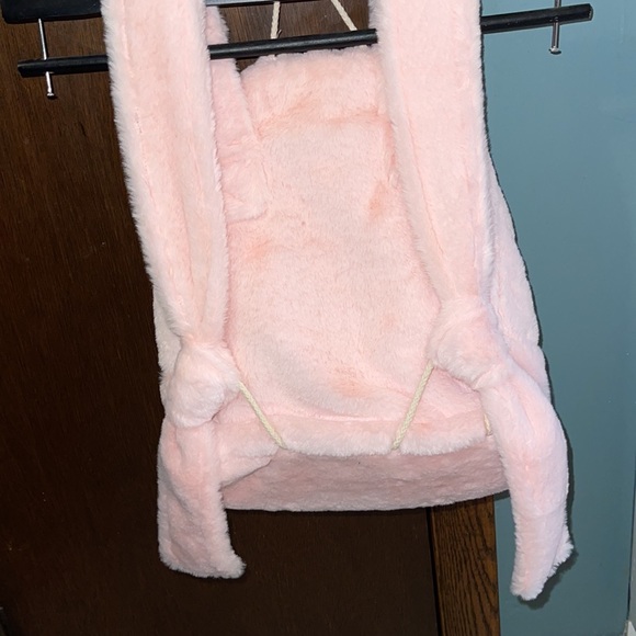 oh baby! Children’s Fur Backpack in Snow Bunny, NWT - Picture 4 of 4